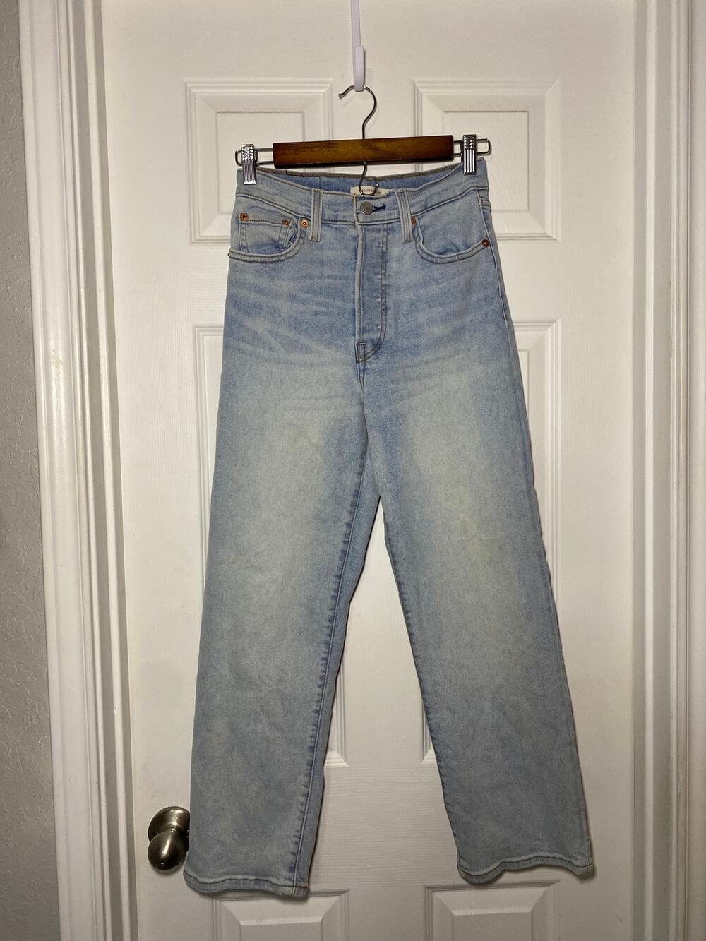 Levi’s Ribcage Straight Ankle Jeans Light Wash High Rise Size 25 W25 L27